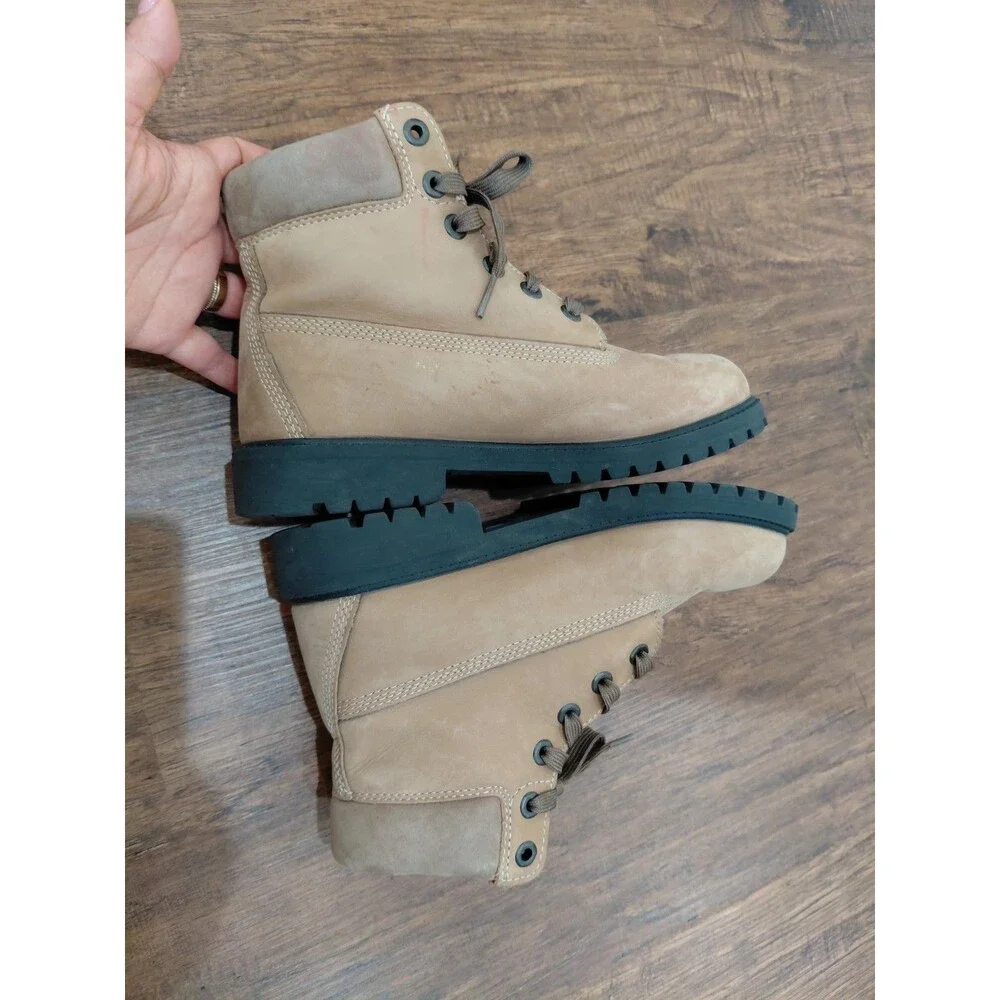 Timberland Boots Tan Leather Boys  Size 5.5 Waterproof